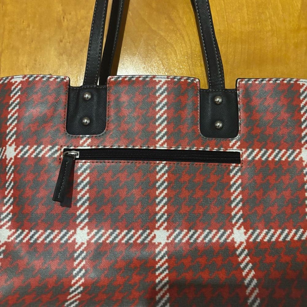 Champs Classic Red and Black Checkered Tote - Picture 3 of 11
